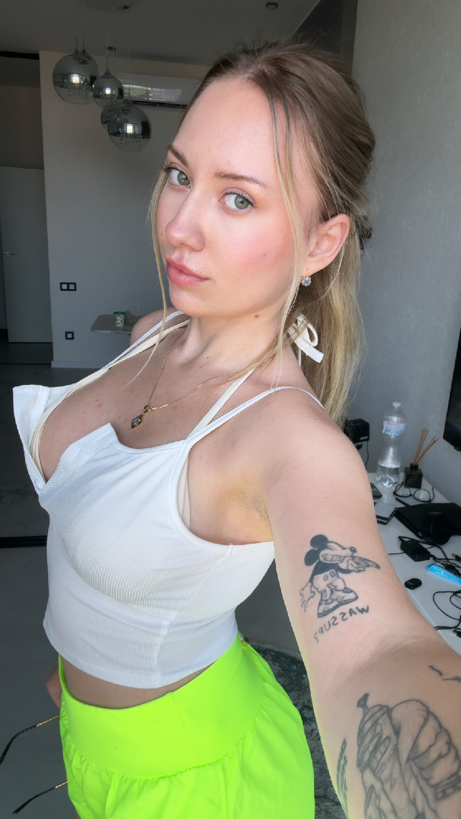 KateV in her underwear in Mumbai