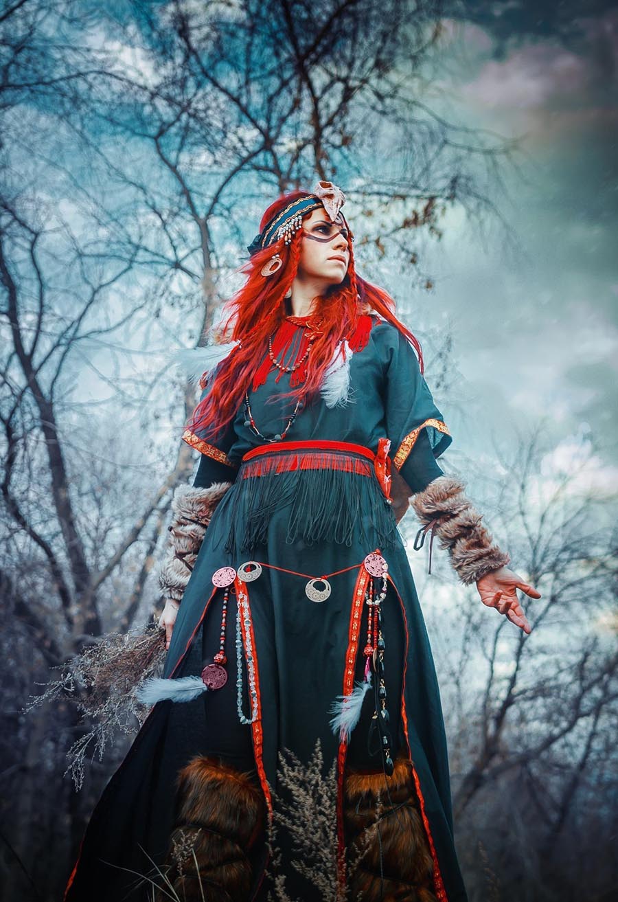 Take a pause and enjoy Girls in Slavic costumes — streaming from Mumbai