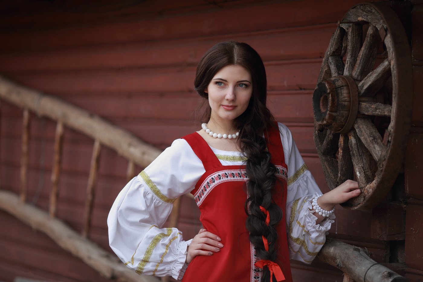 Girls in Slavic costumes’s look of the day — catch her live in Mumbai